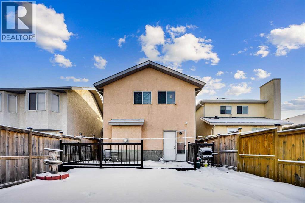 Single Family House 4 Level for Sale in  Laguna Way NE Monterey Park Calgary 
