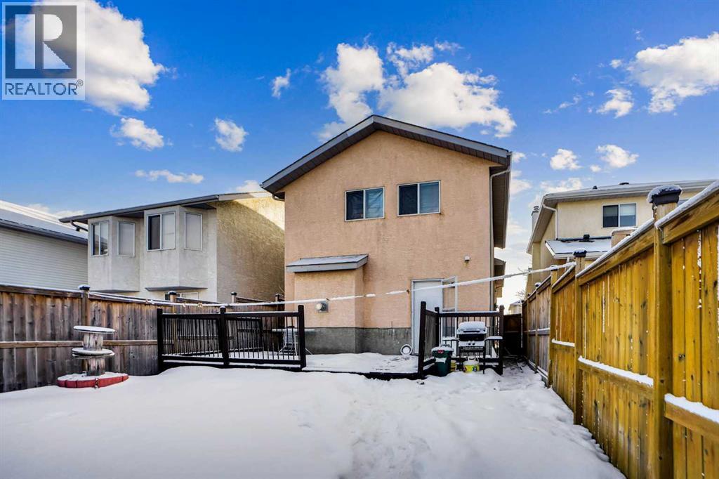 Single Family House 4 Level for Sale in  Laguna Way NE Monterey Park Calgary 