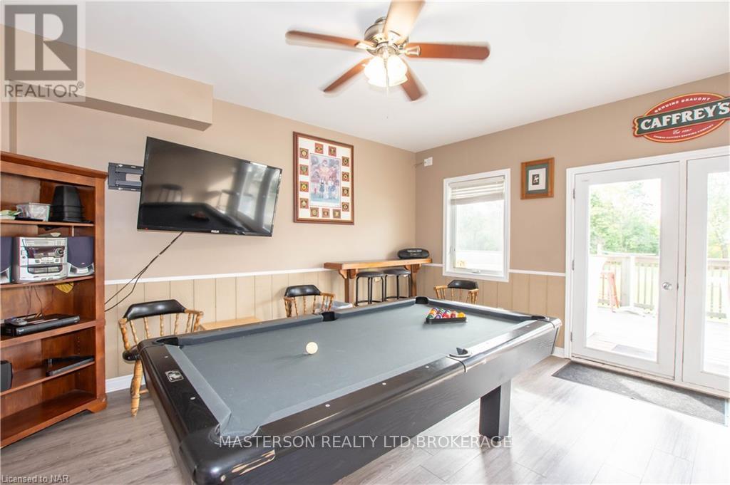 9268 LUNDYS LANE - 10