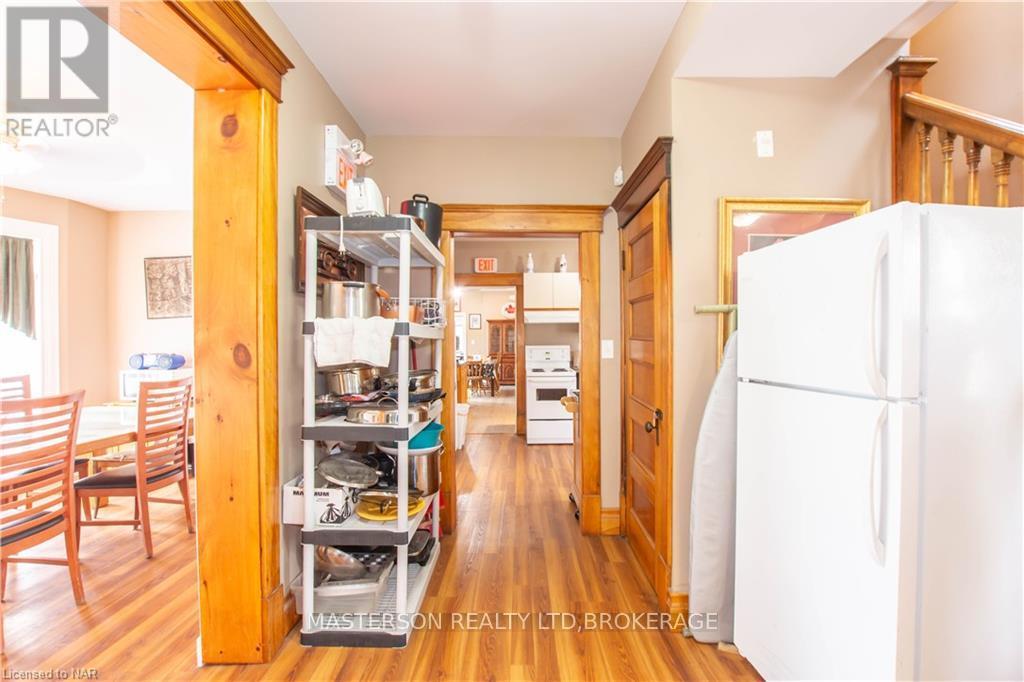 9268 LUNDYS LANE - 8