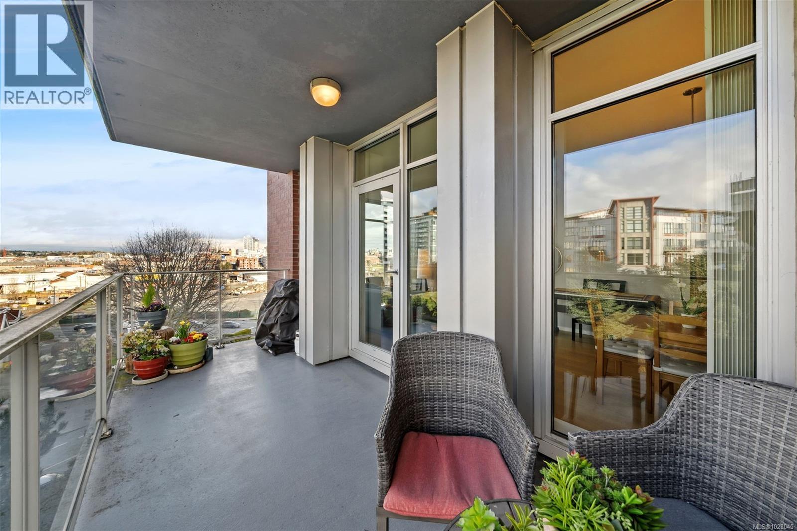 214 100 Saghalie Road, Victoria