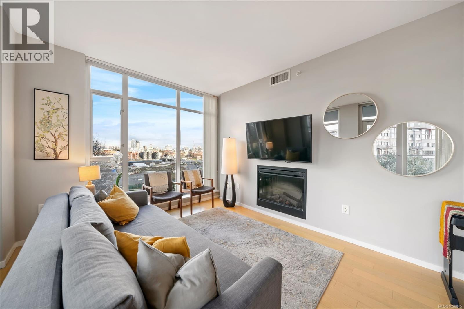 214 100 Saghalie Road, Victoria