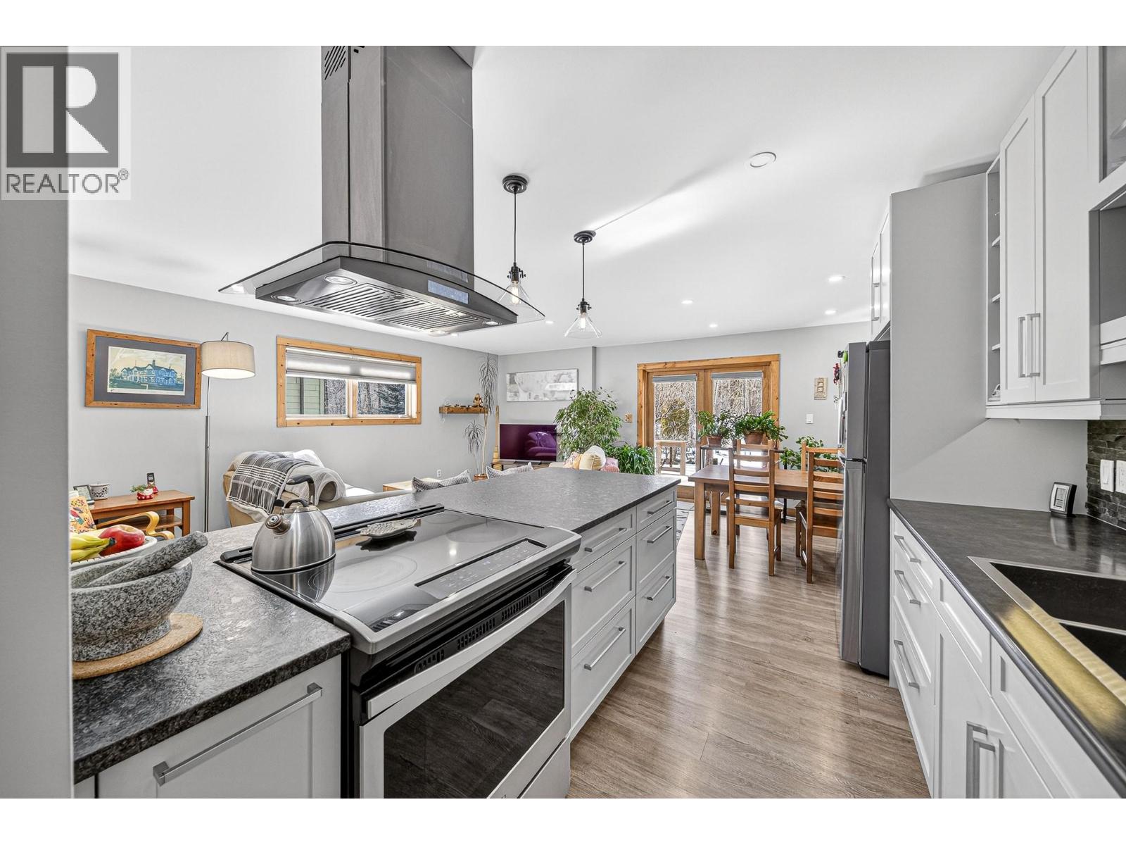 46 Mt Proctor Avenue, Fernie