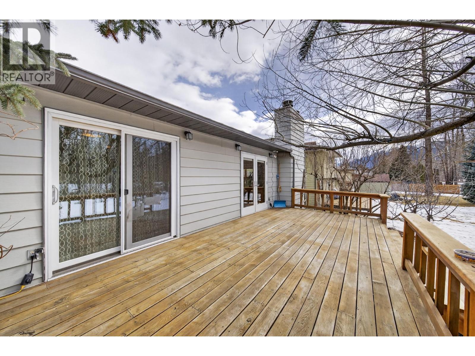 46 Mt Proctor Avenue, Fernie