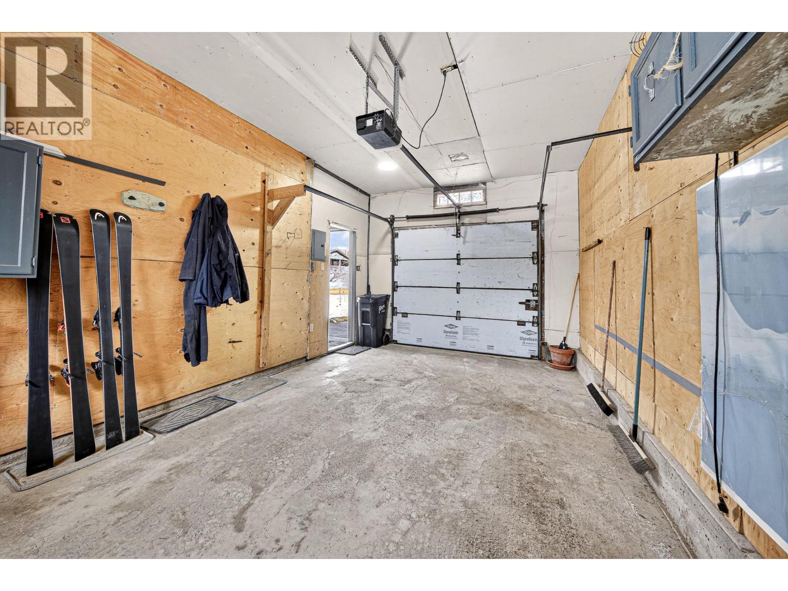 46 Mt Proctor Avenue, Fernie