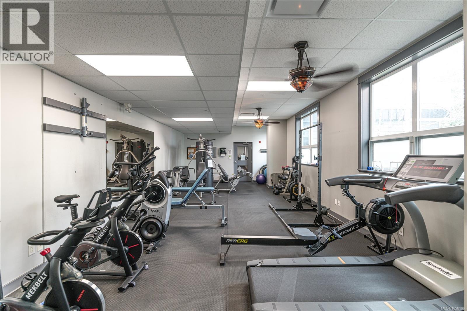 210 1315 Esquimalt Road, Esquimalt