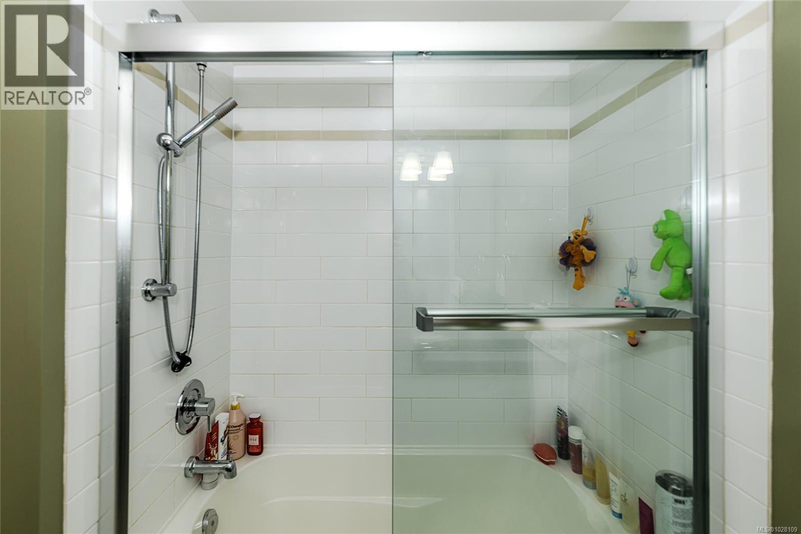 210 1315 Esquimalt Road, Esquimalt