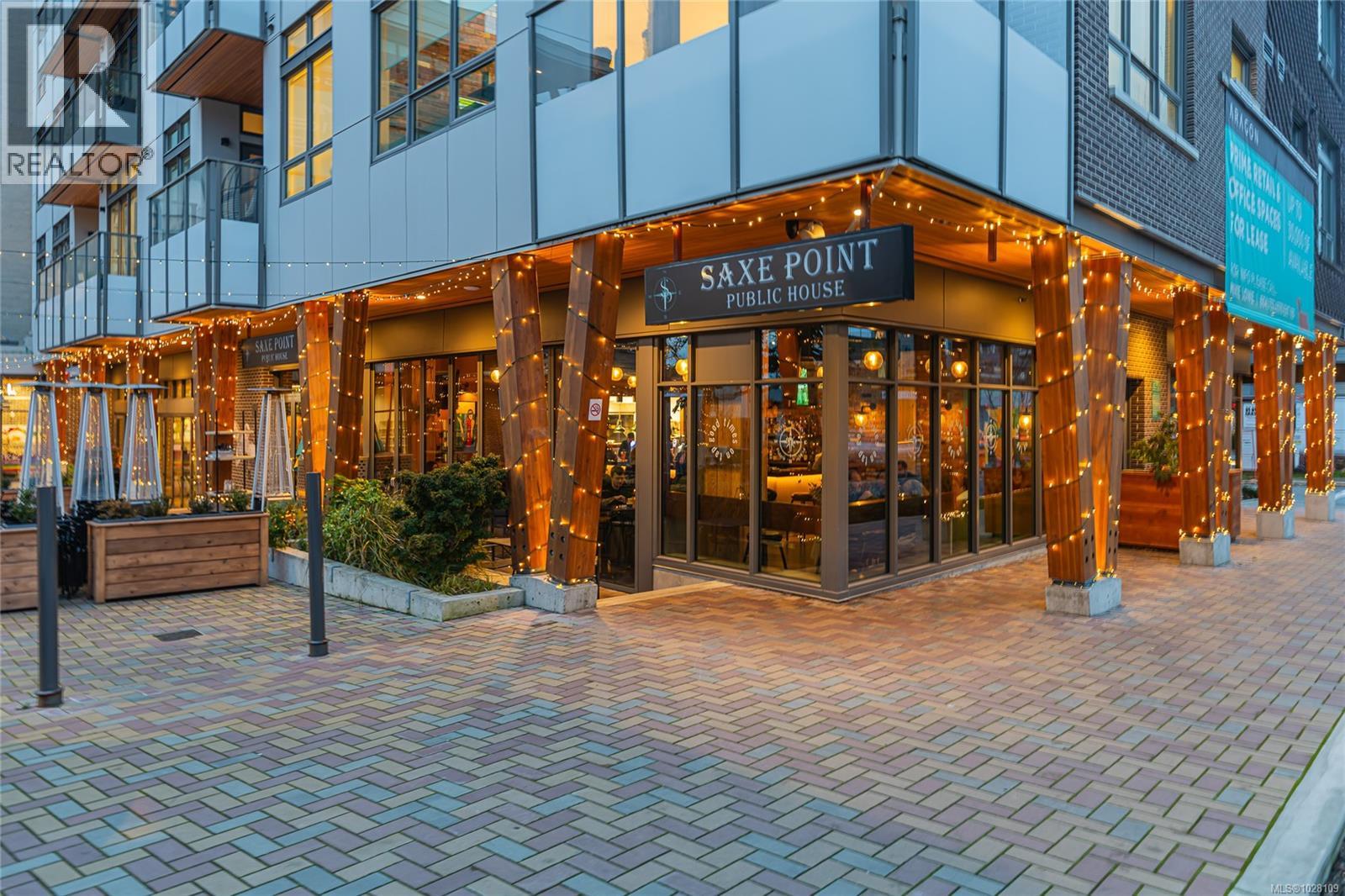 210 1315 Esquimalt Road, Esquimalt