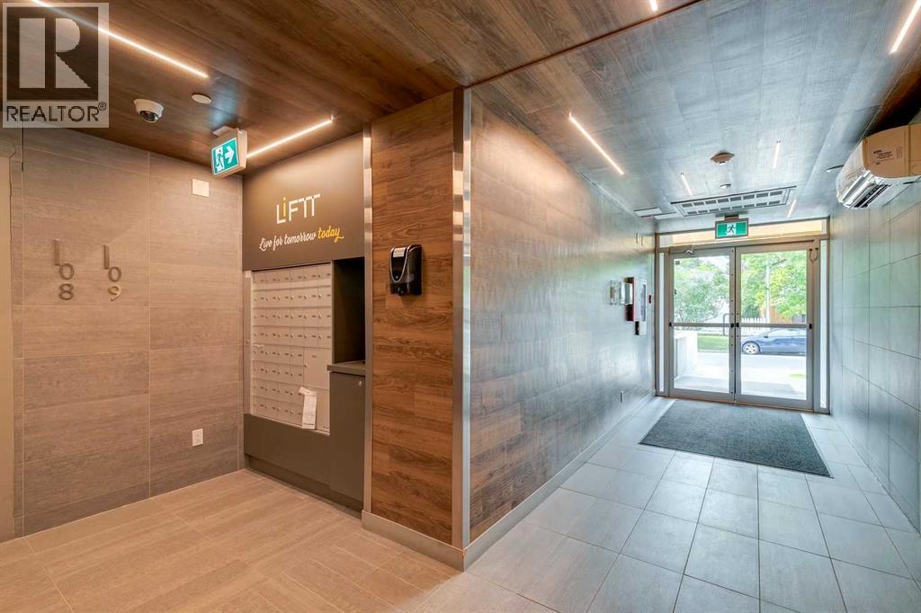 
          730 5 Street Northeast
            <br/>
            <span>Calgary</span>
            , 
            <span>AB</span>
             <span>T2E3W8</span>
         - Photo 28