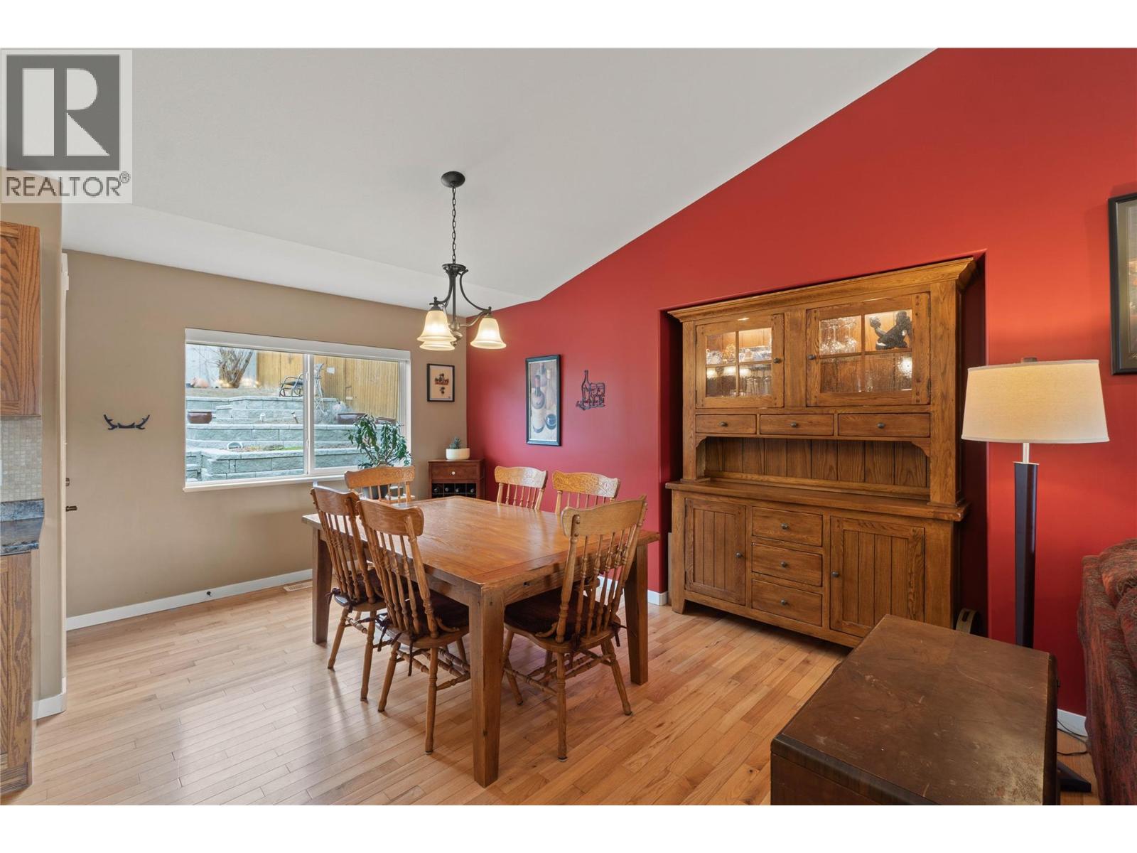 1912 SASKATOON Place - 3