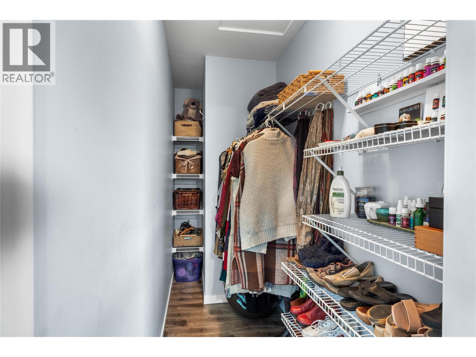 1912 SASKATOON PLACE - 23