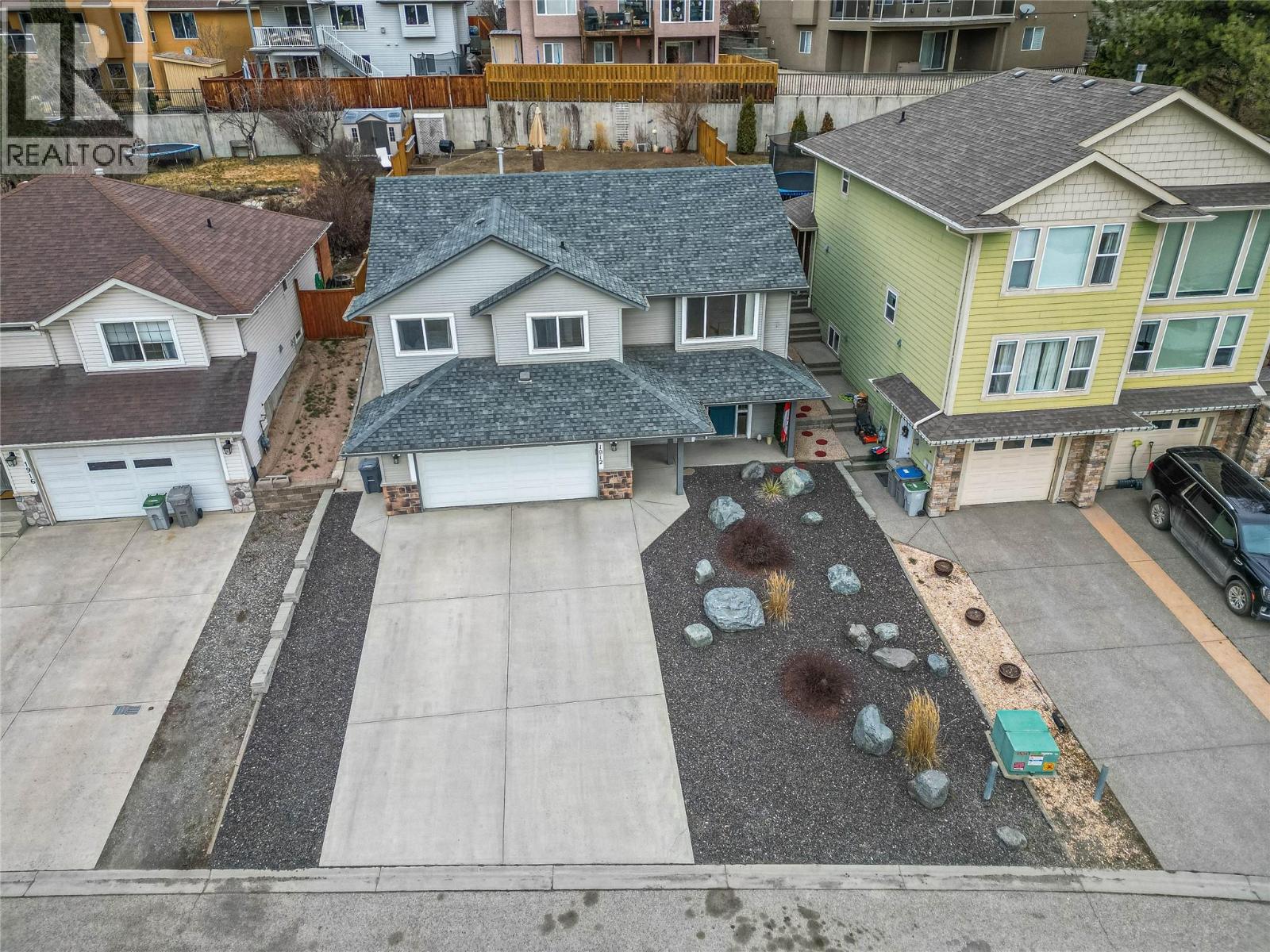 1912 SASKATOON PLACE - 40