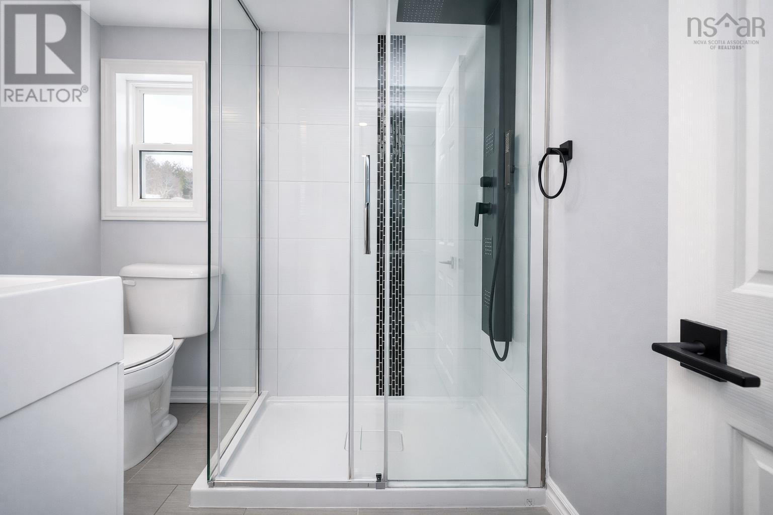 Property 22 of 27 of 79 Shingle Mill Road