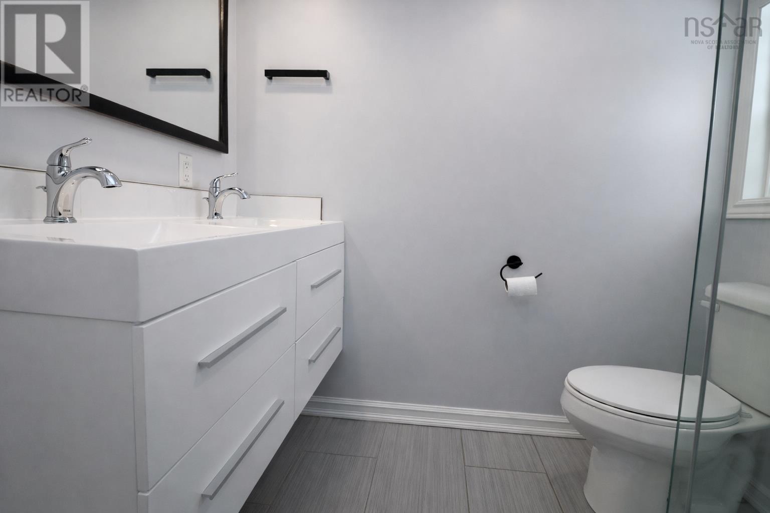 Property 23 of 27 of 79 Shingle Mill Road