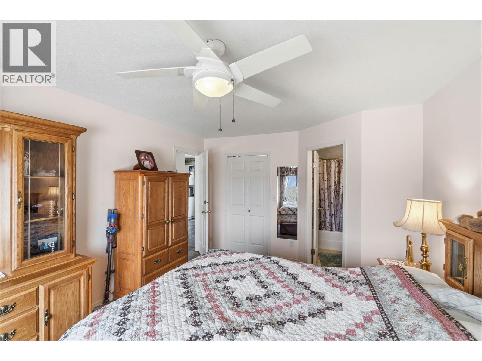 32 2022 PACIFIC Way, Kamloops