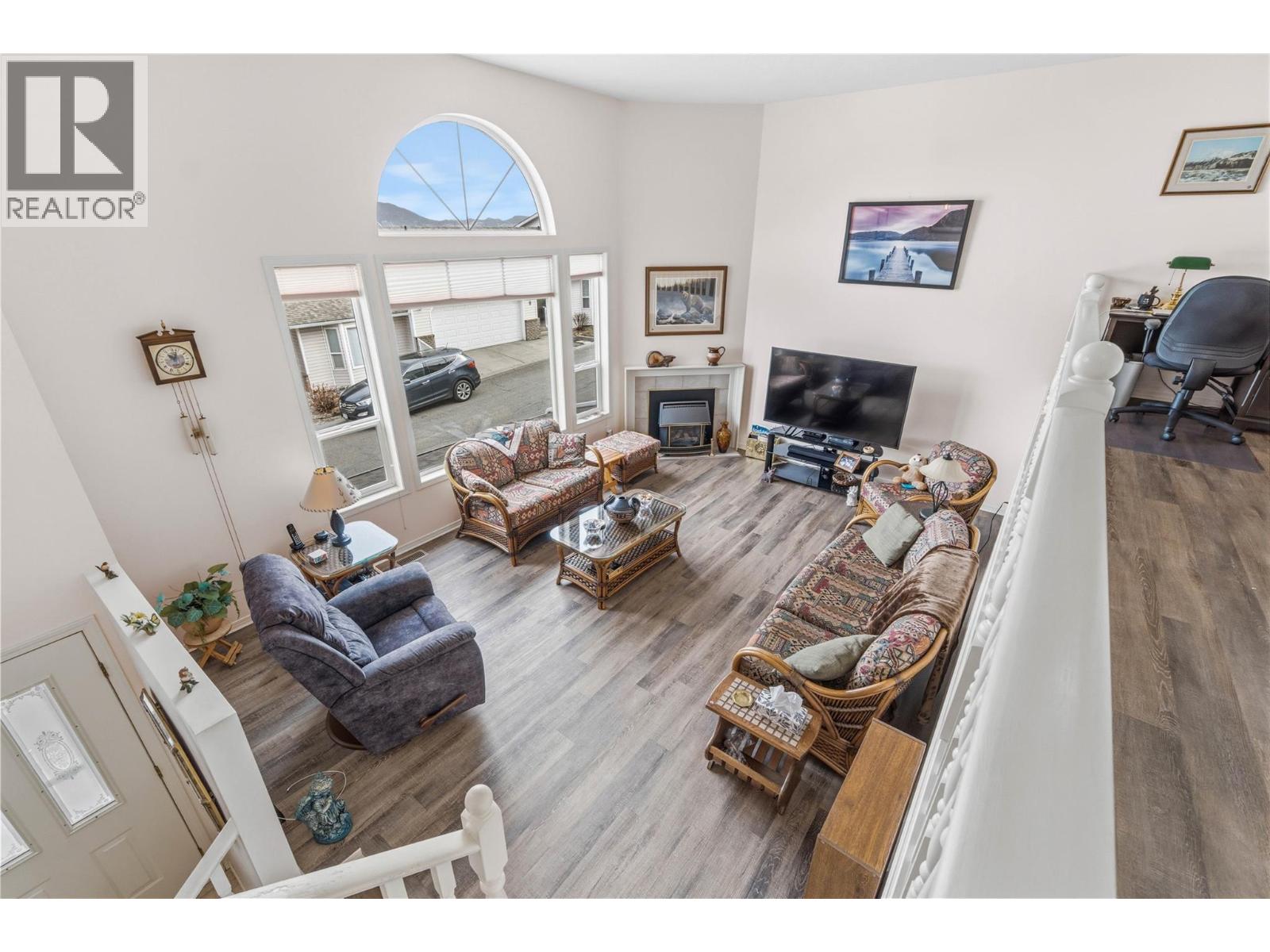 32 2022 PACIFIC Way, Kamloops