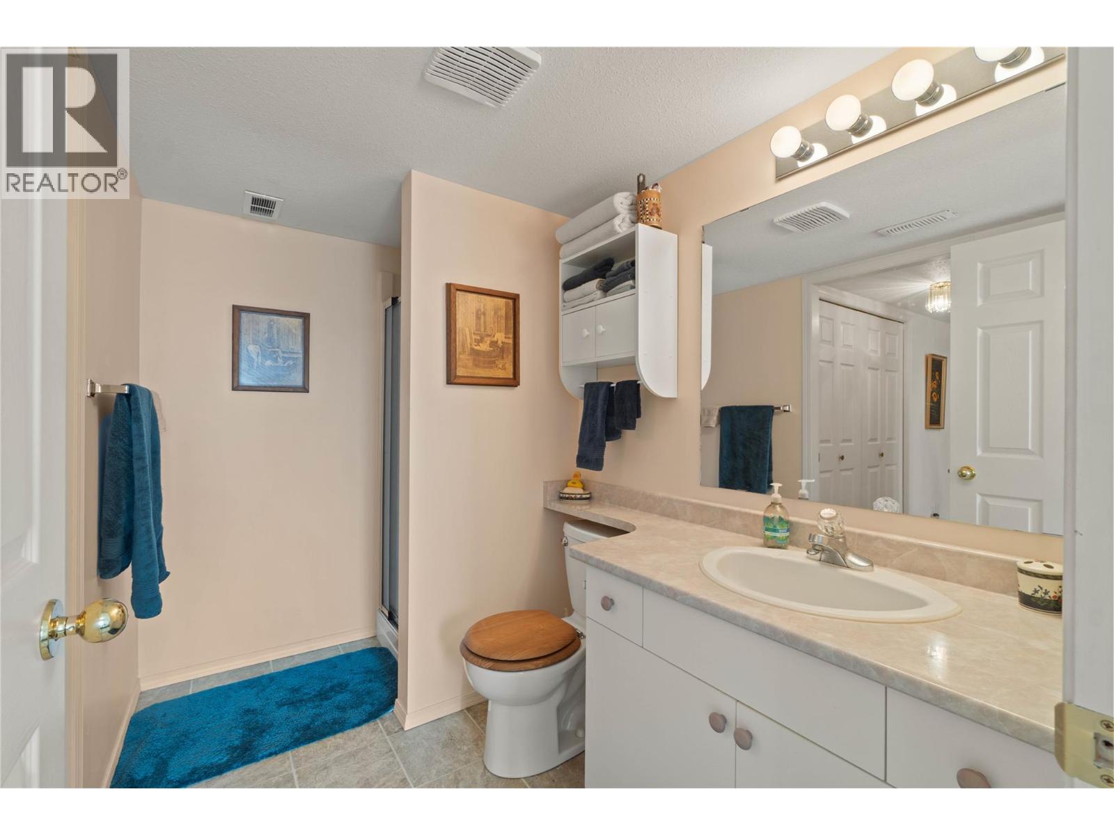 32 2022 PACIFIC Way, Kamloops