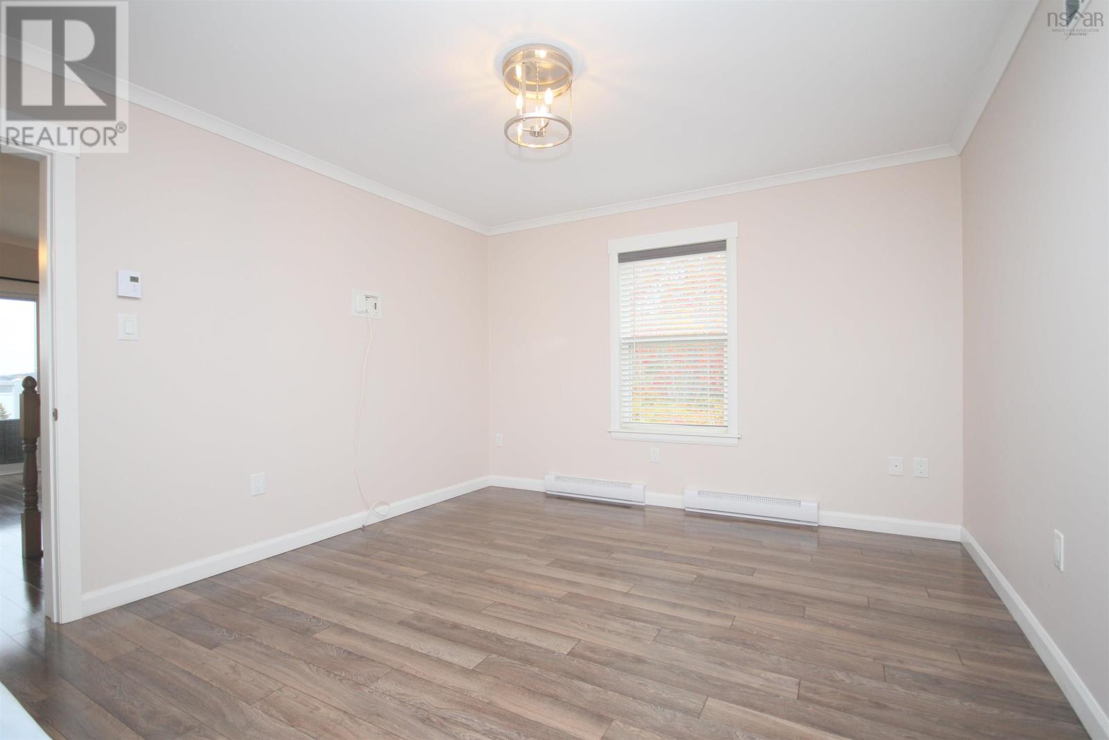 Property 24 of 38 of 10471 highway 16