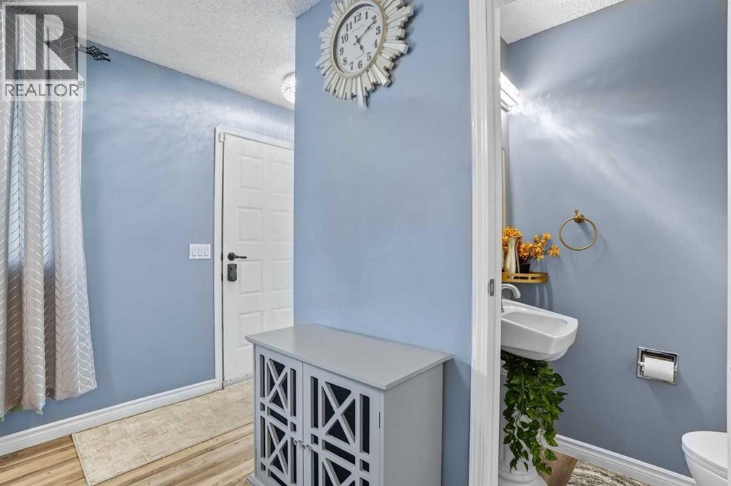 Single Family House for Sale in   Hubalta Road SE Dover Calgary 