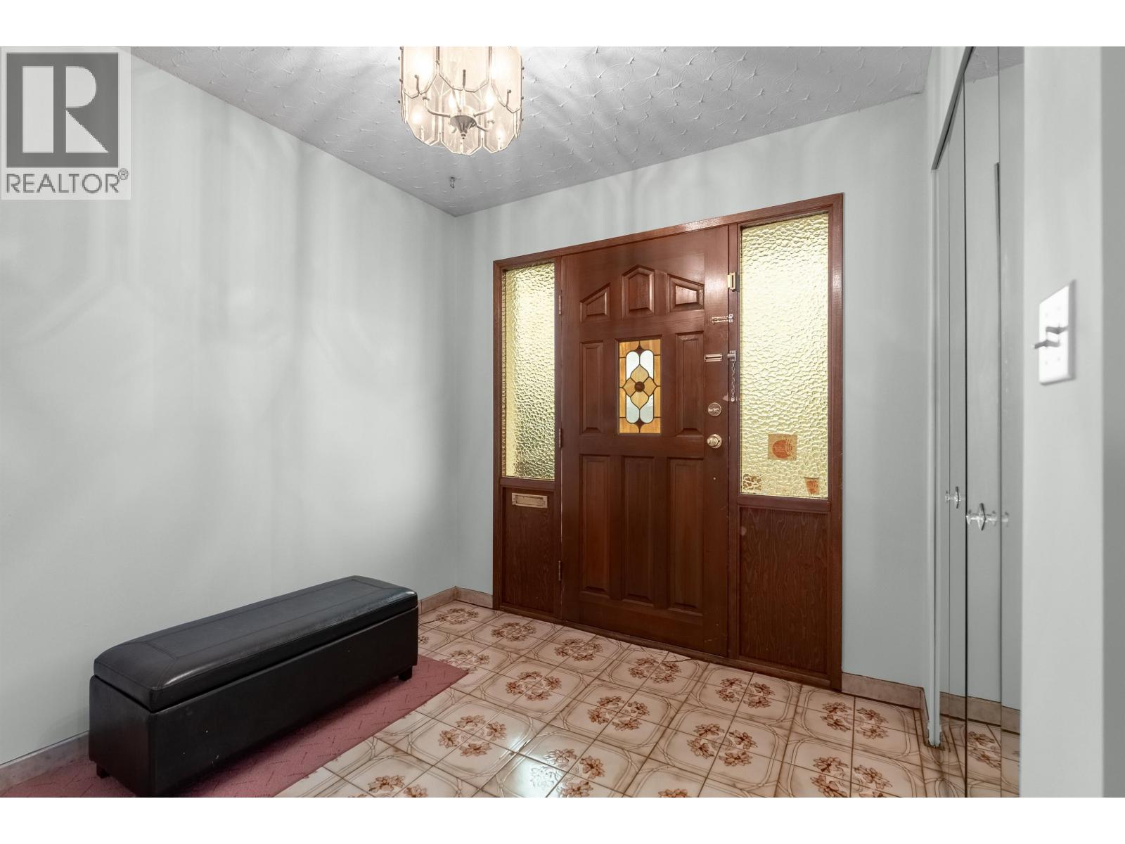 5486 MANOR STREET, Burnaby