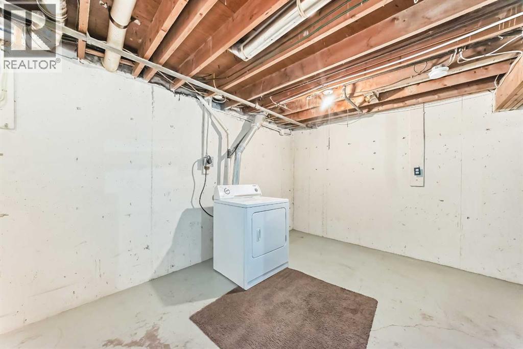 
          251 90 Avenue Southeast
            <br/>
            <span>Calgary</span>
            , 
            <span>AB</span>
             <span>T2J0A4</span>
         - Photo 26