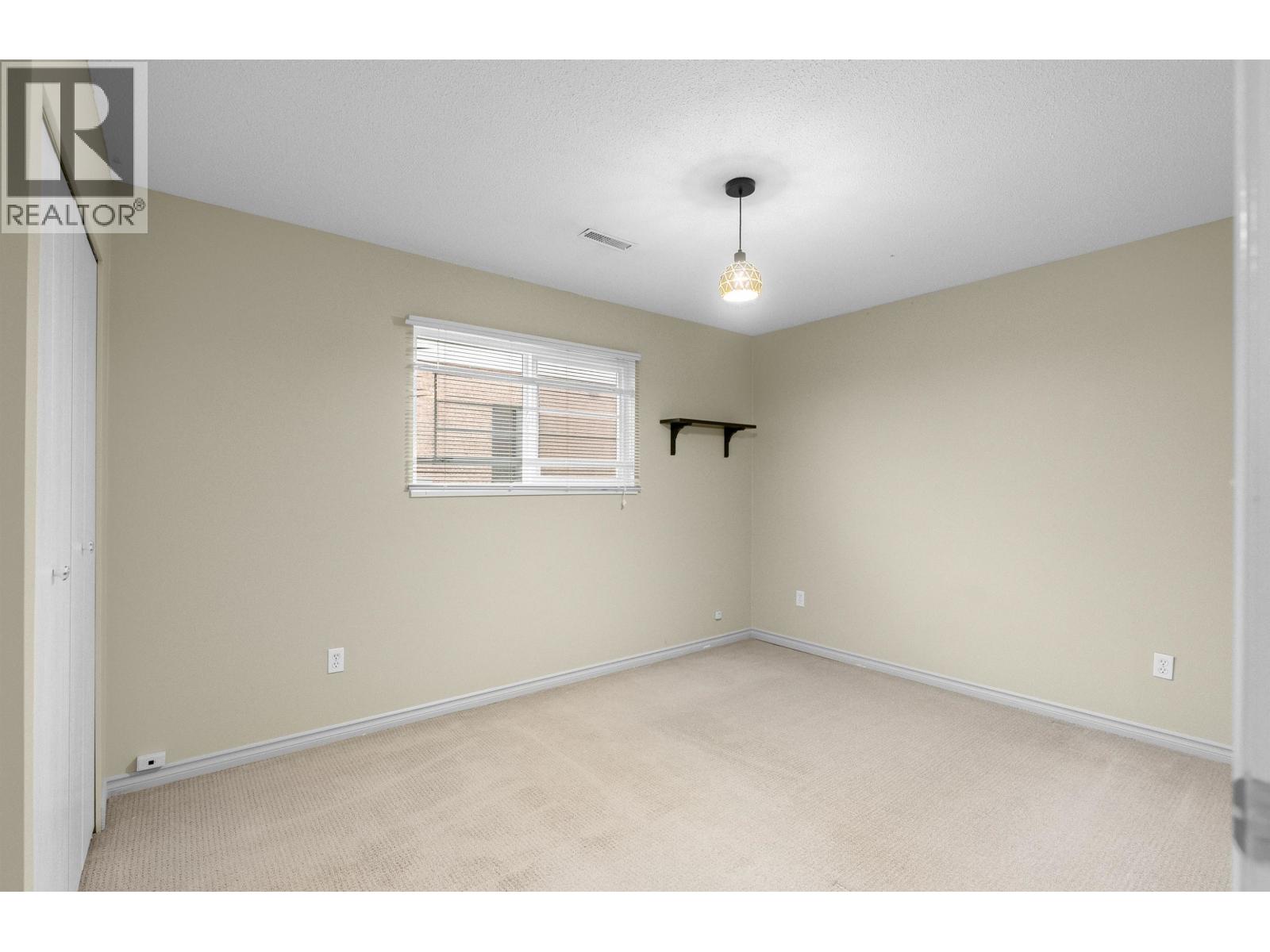 5486 MANOR STREET, Burnaby