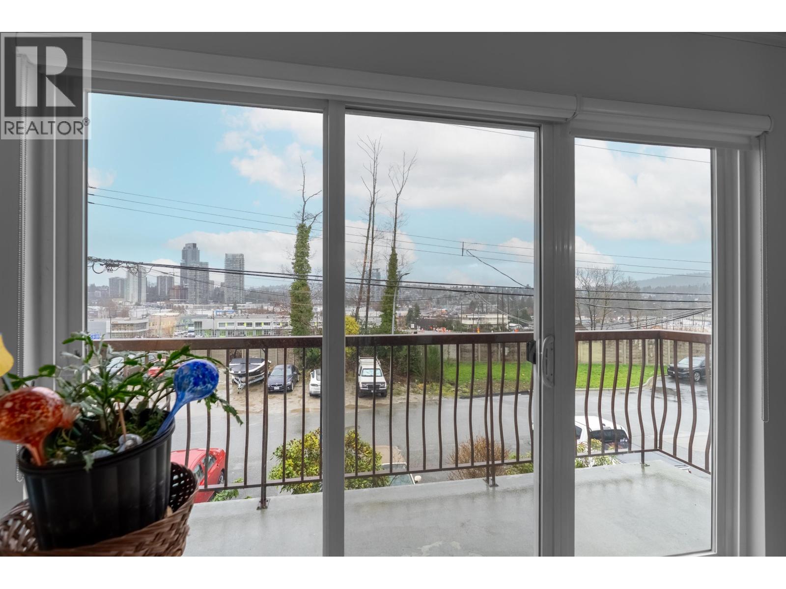 5486 MANOR STREET, Burnaby