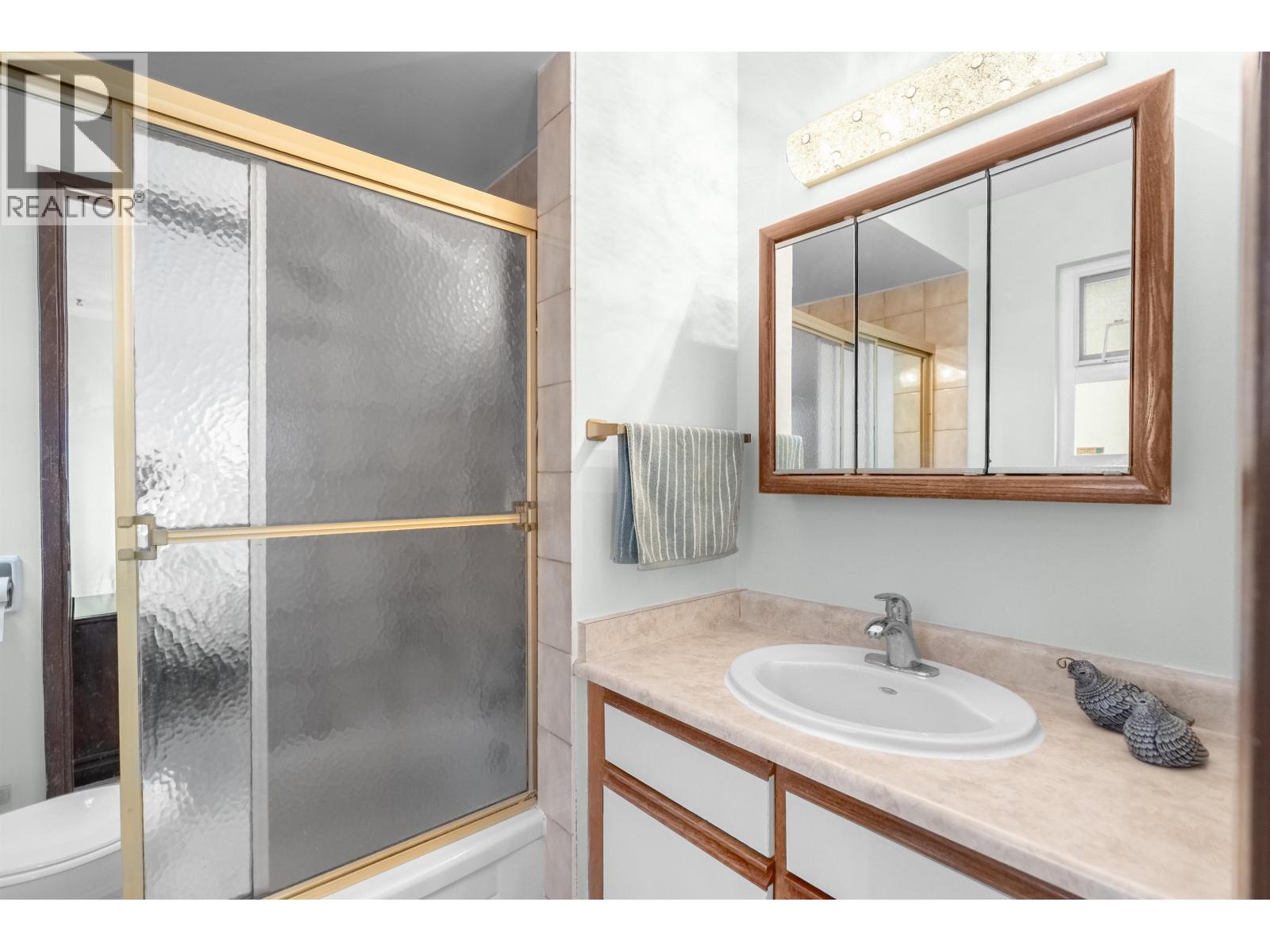 5486 MANOR STREET, Burnaby