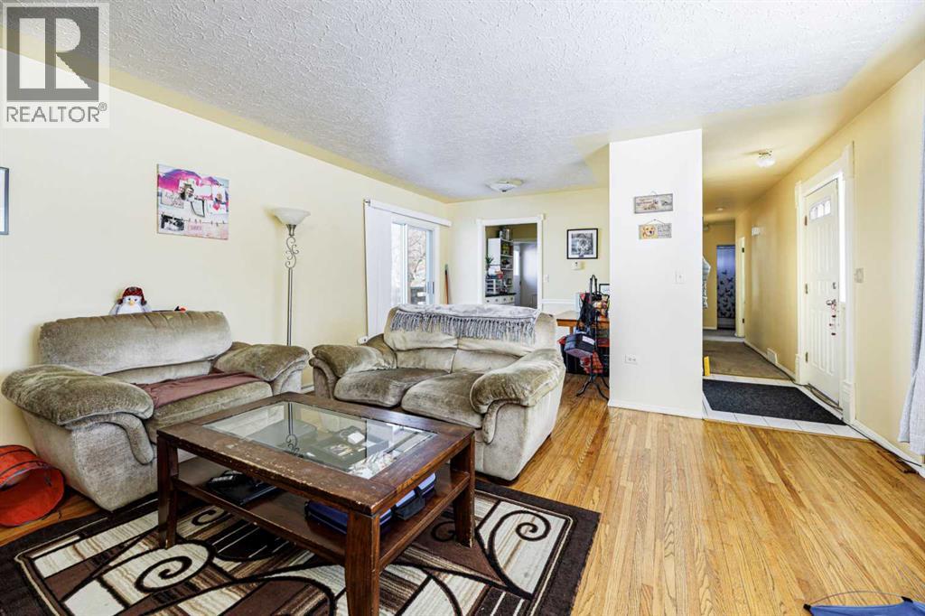 Single Family House Bungalow for Sale in   Street Mountview Red Deer 