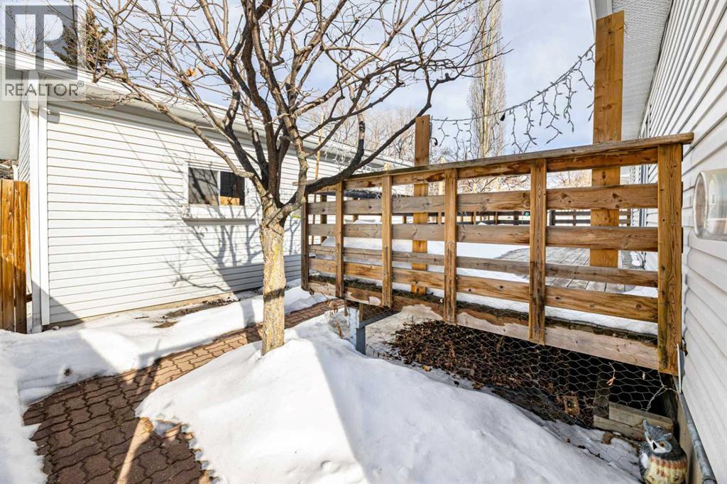 Single Family House Bungalow for Sale in   Street Mountview Red Deer 