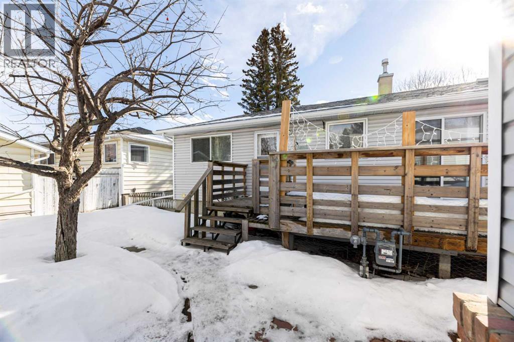 Single Family House Bungalow for Sale in   Street Mountview Red Deer 