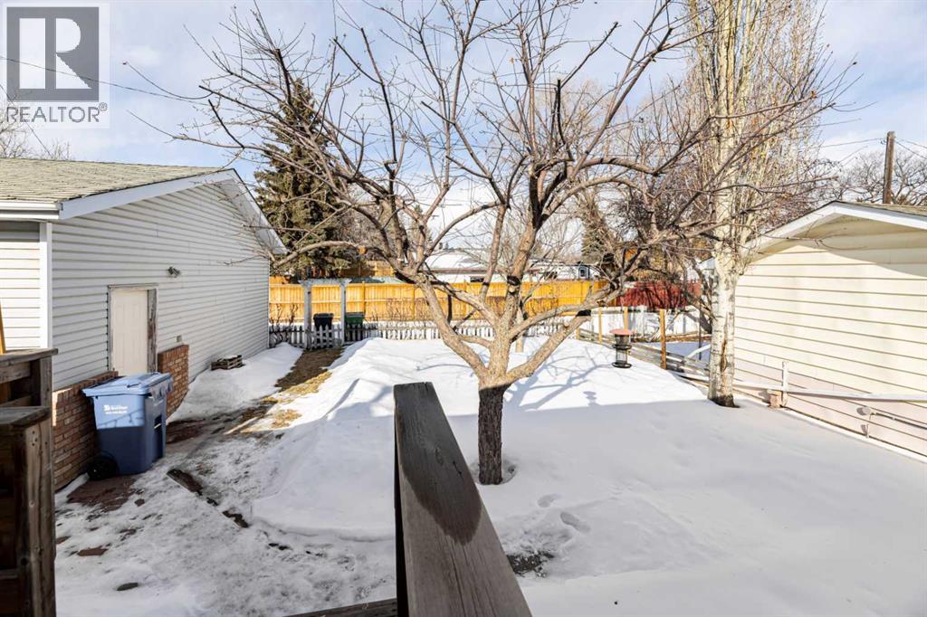 Single Family House Bungalow for Sale in   Street Mountview Red Deer 