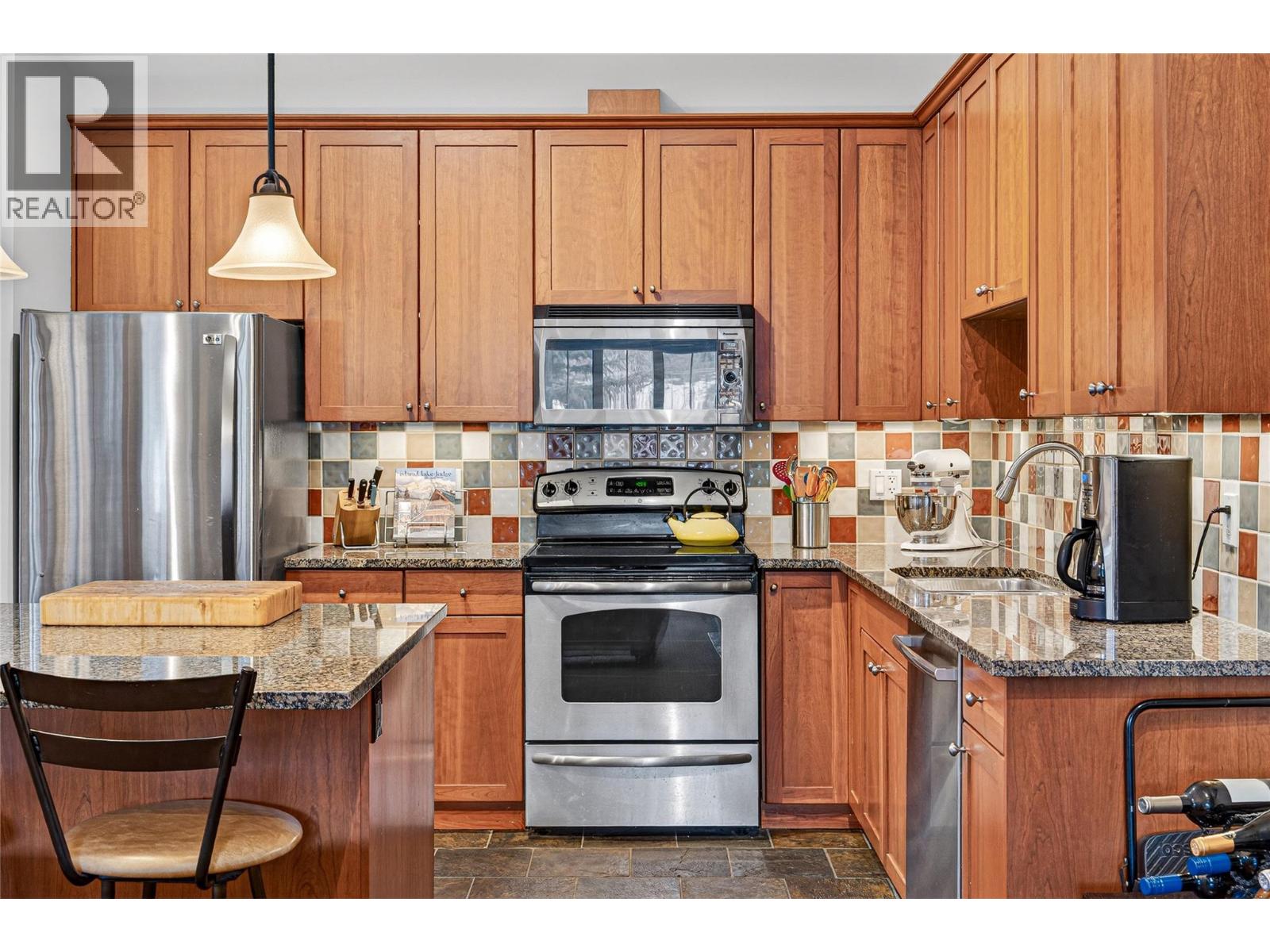 53 Rivermount Place Unit# 101, Fernie