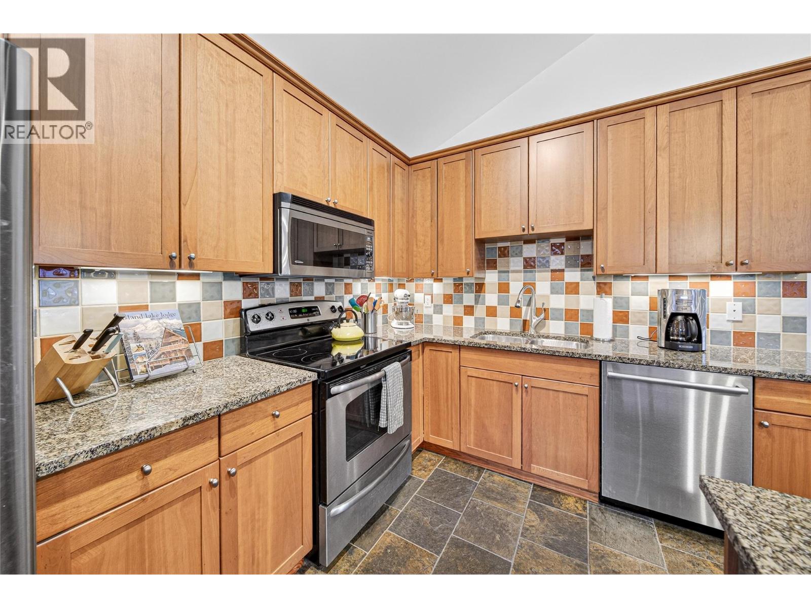 53 Rivermount Place Unit# 101, Fernie