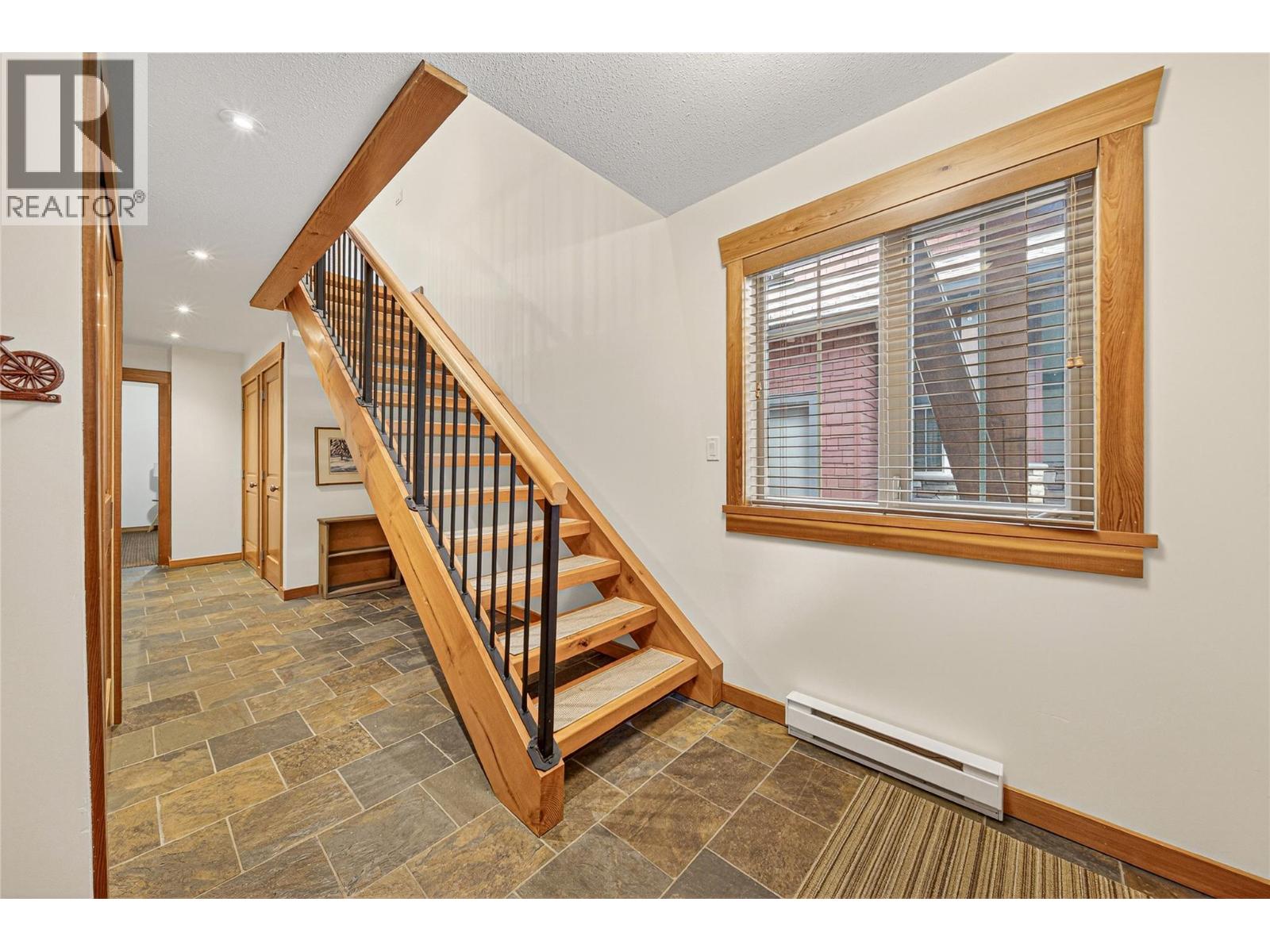 53 Rivermount Place Unit# 101, Fernie