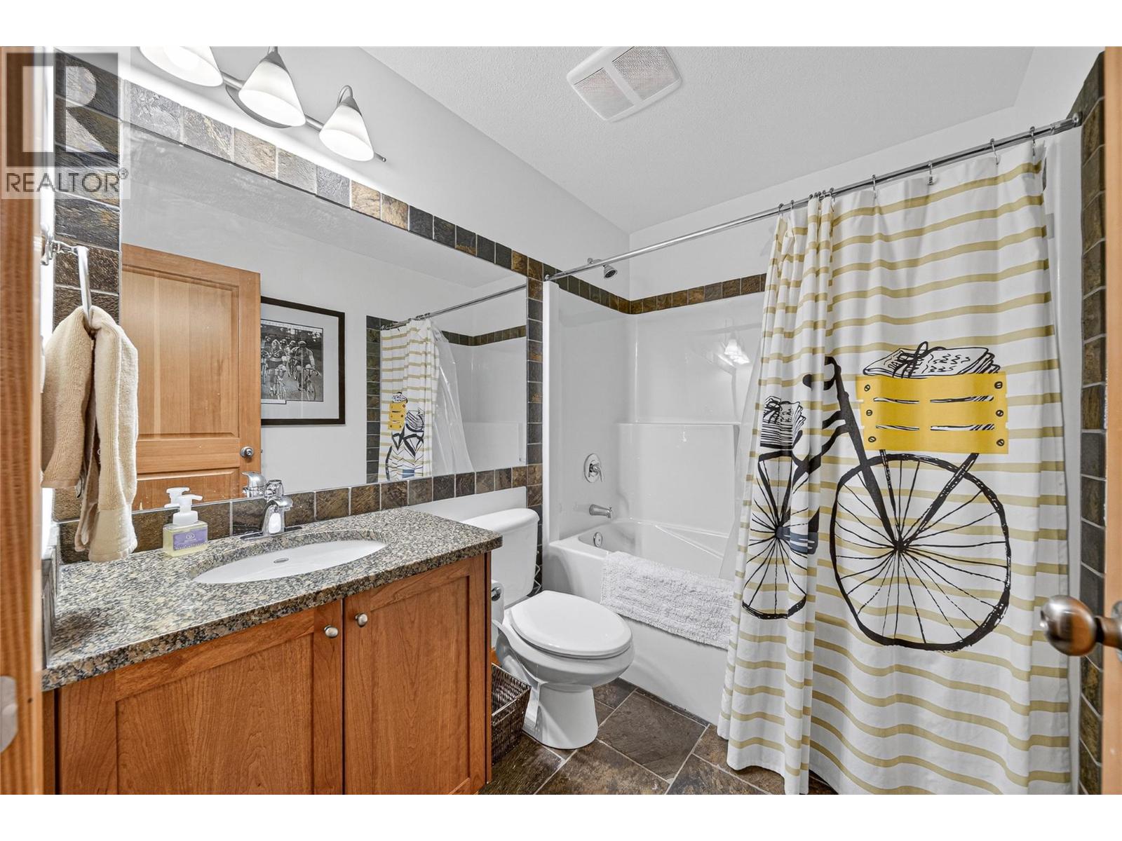 53 Rivermount Place Unit# 101, Fernie