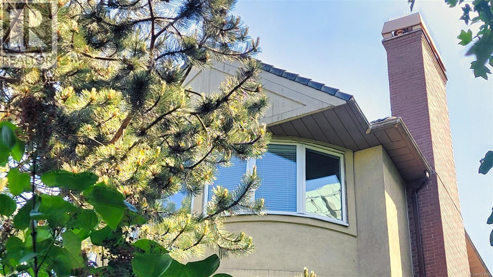 #516 50 SONGHEES RD - 51