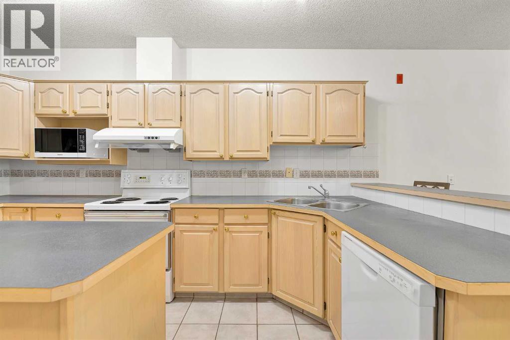 
          103 10 Avenue Northwest
            <br/>
            <span>Calgary</span>
            , 
            <span>AB</span>
             <span>T2M0B4</span>
         - Photo 8