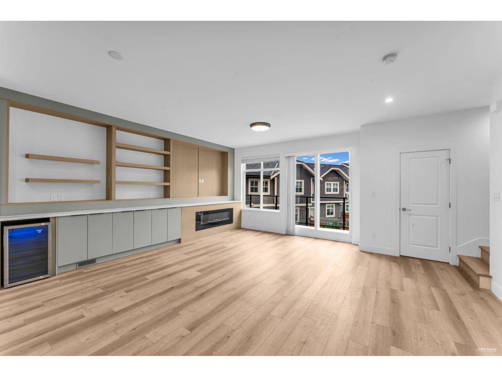 21 10488 124 Street - photo 2