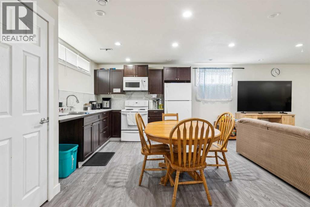 Single Family House for Sale in   Street SE Forest Lawn Calgary 