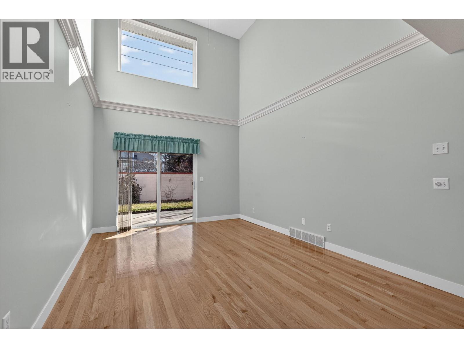 #13 1800 Parkview Crescent Lot# SL13 - 15