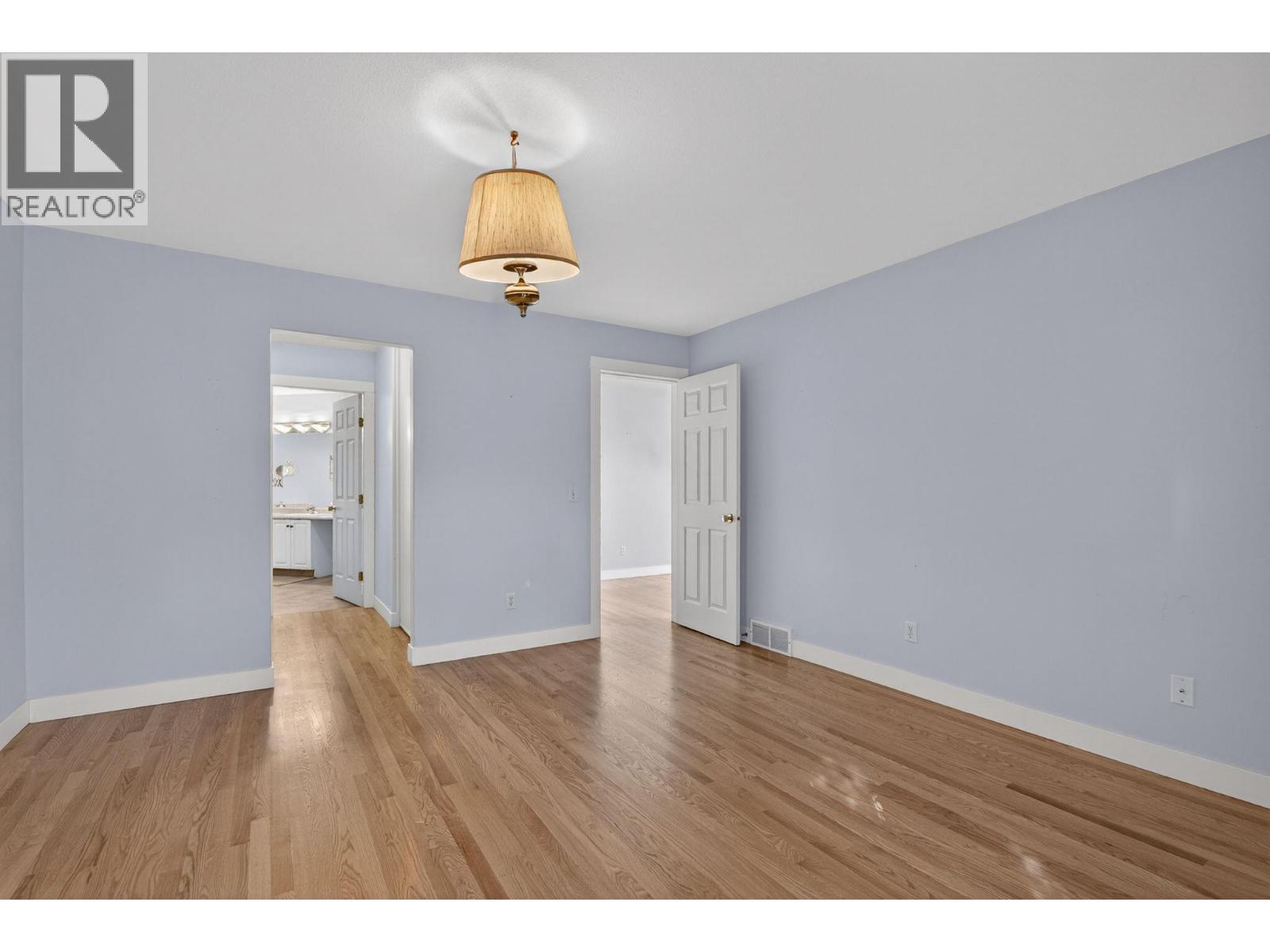 #13 1800 Parkview Crescent Lot# SL13 - 23