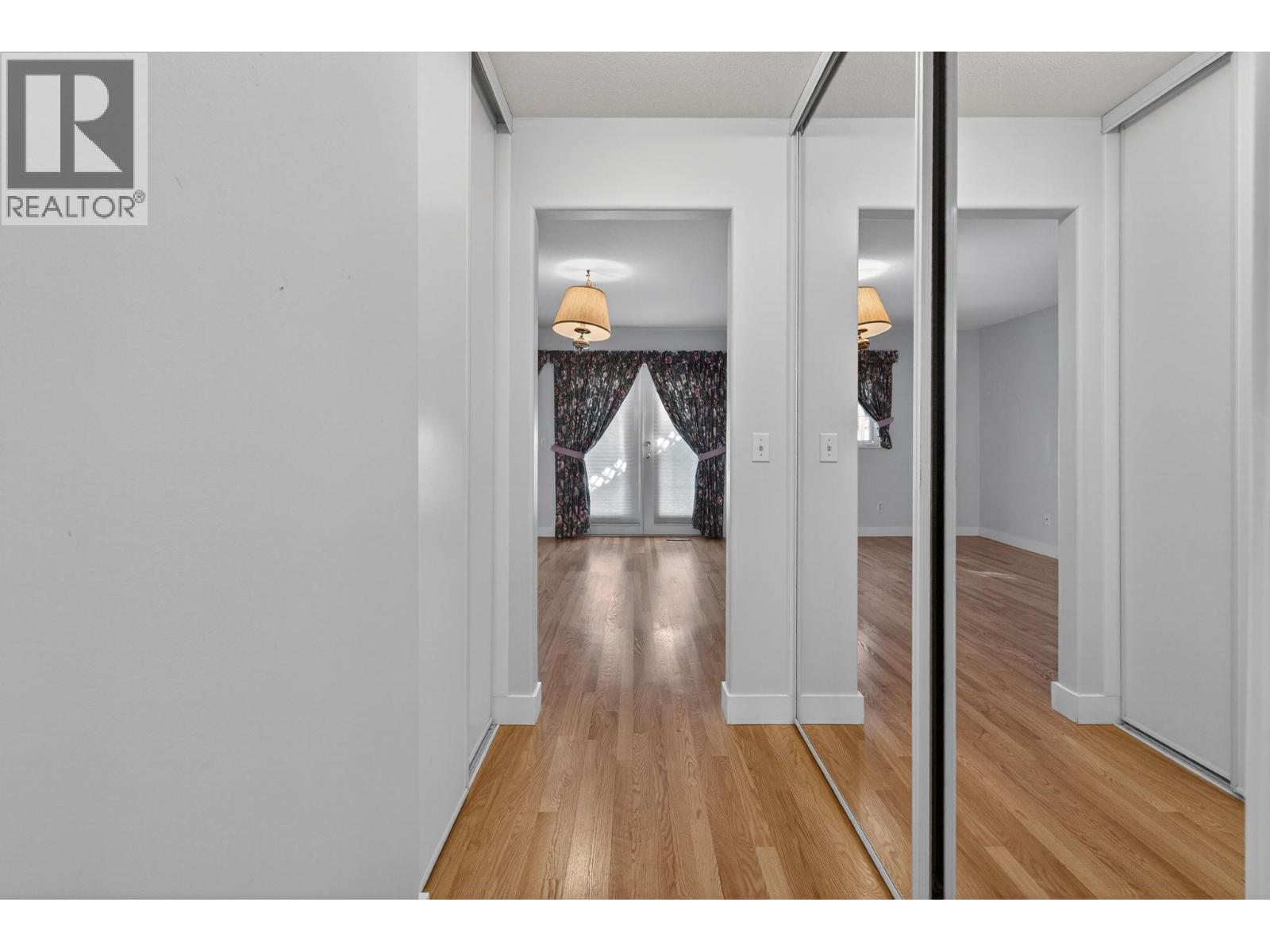 #13 1800 Parkview Crescent Lot# SL13 - 25