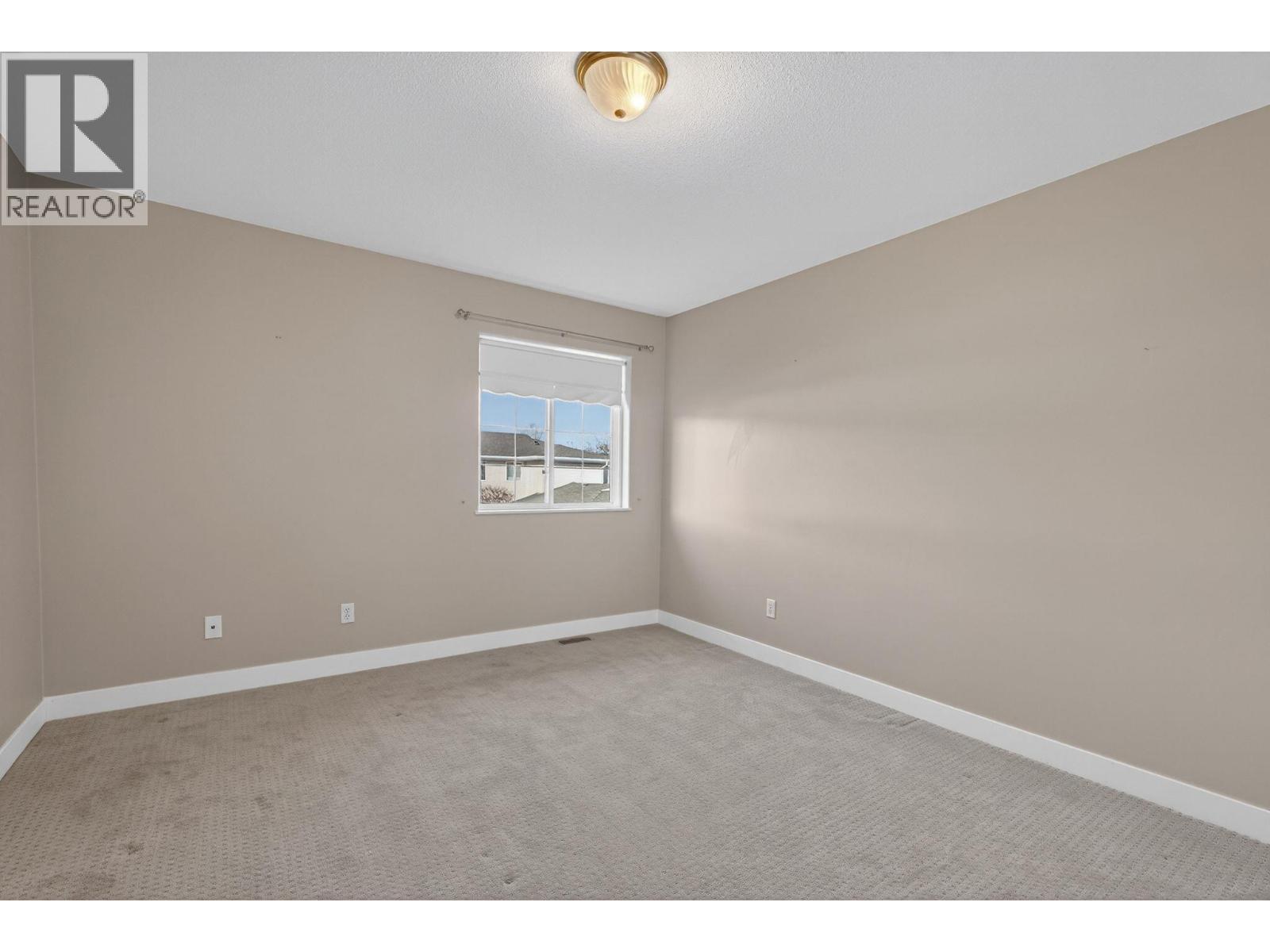 #13 1800 Parkview Crescent Lot# SL13 - 31