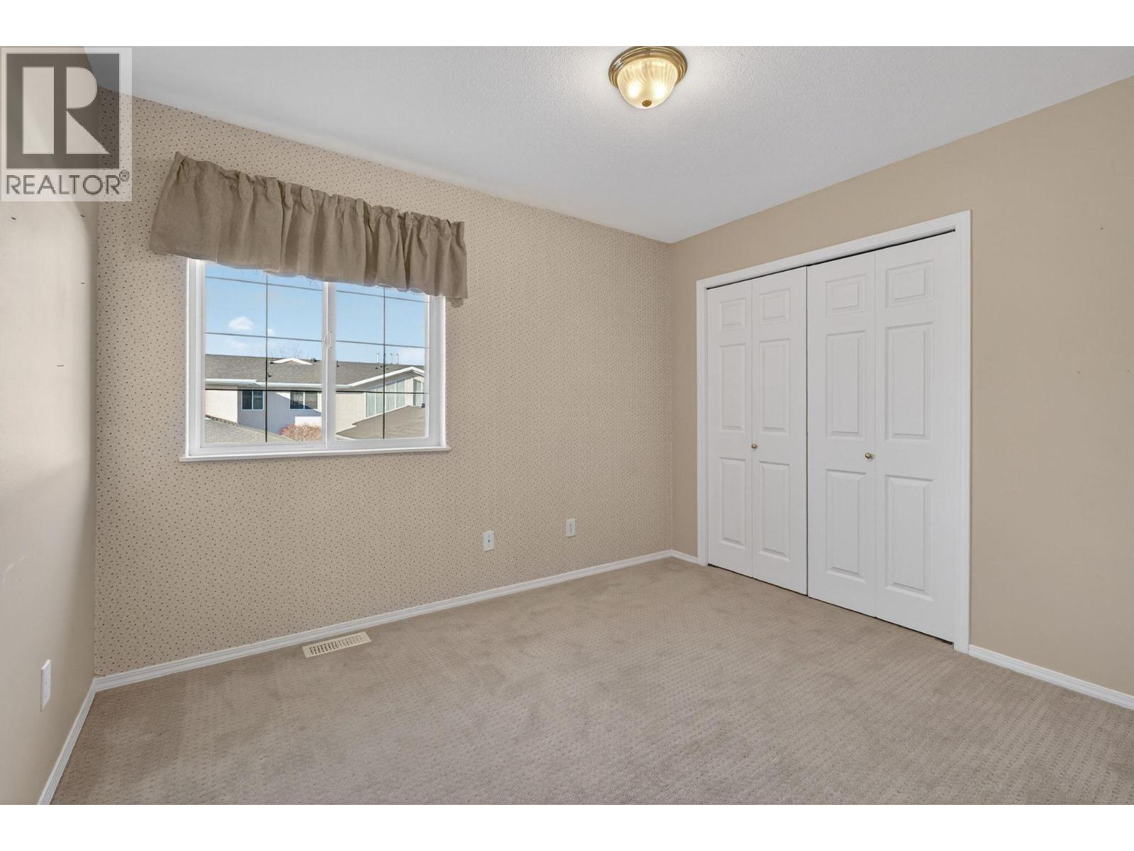 #13 1800 Parkview Crescent Lot# SL13 - 37