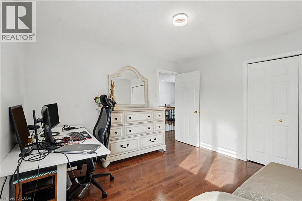 106 KNUDSON DRIVE - 30