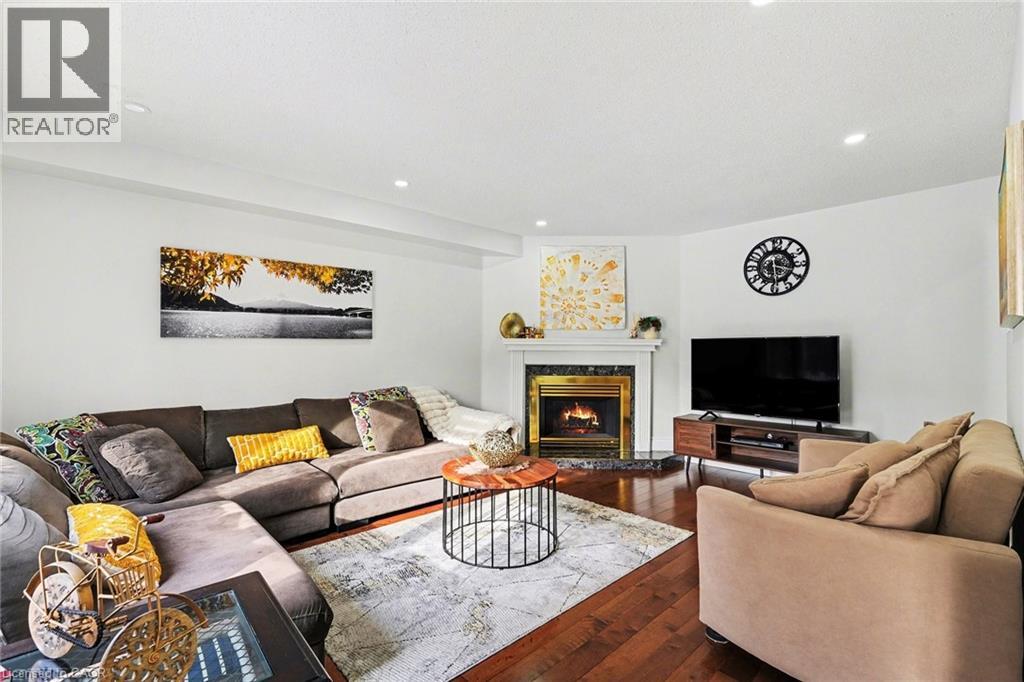 106 KNUDSON DRIVE - 14