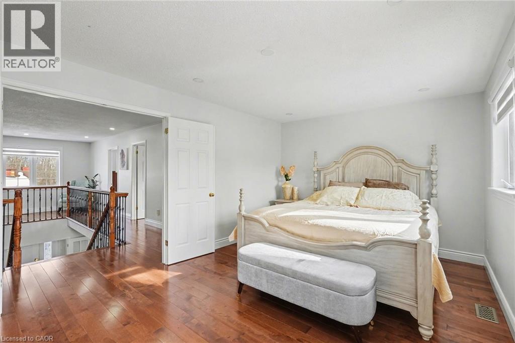106 KNUDSON DRIVE - 21