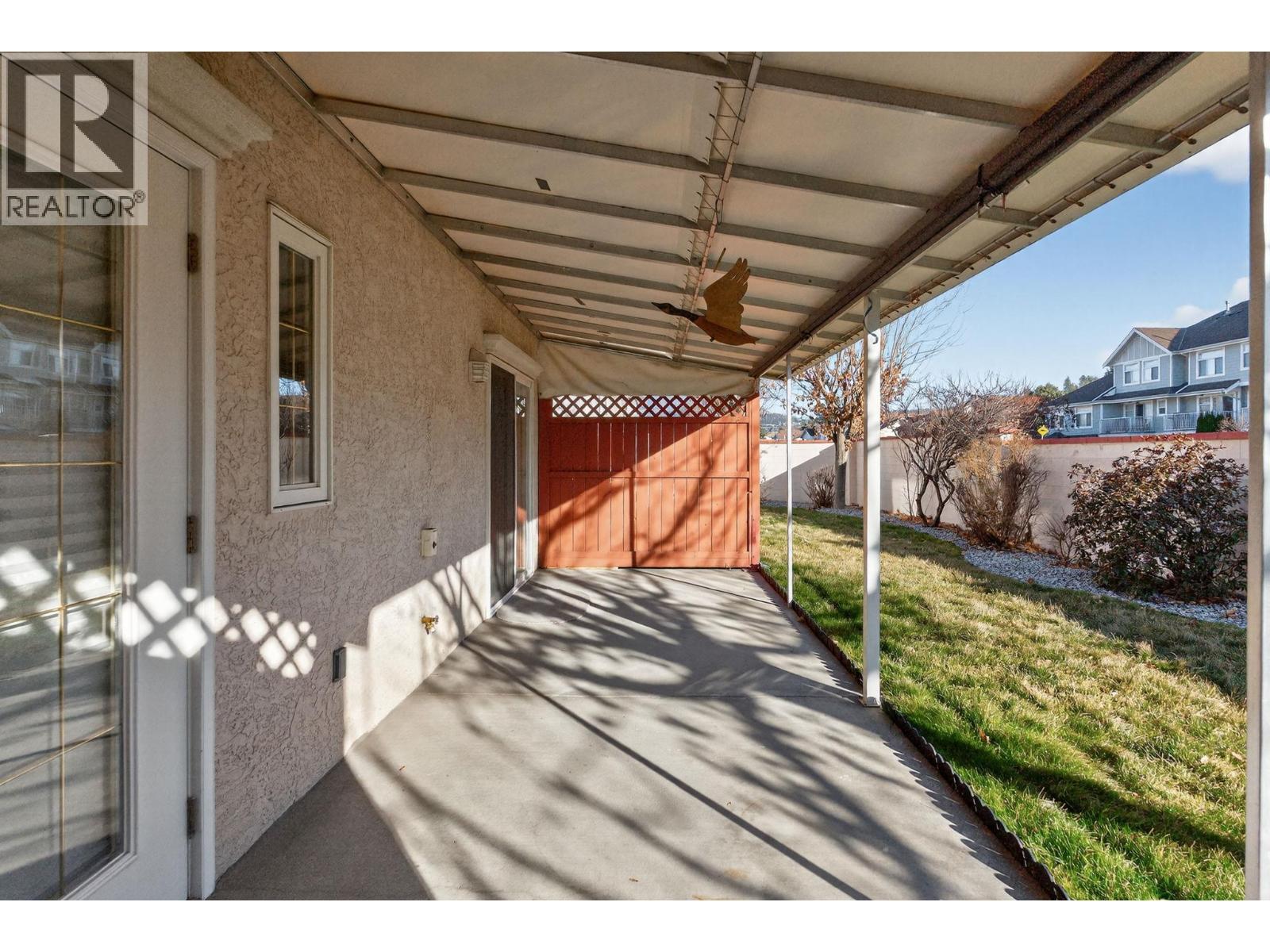 13 1800 Parkview Crescent, Kelowna