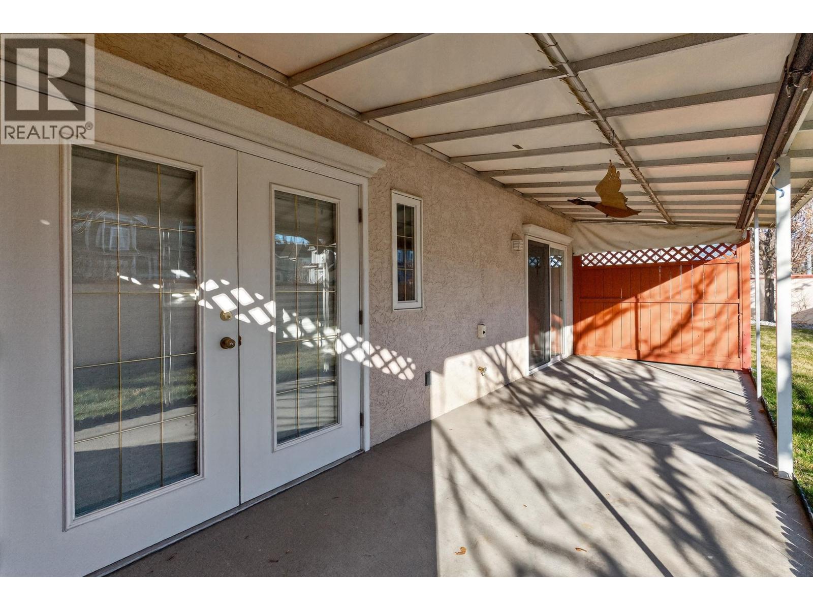 13 1800 Parkview Crescent, Kelowna